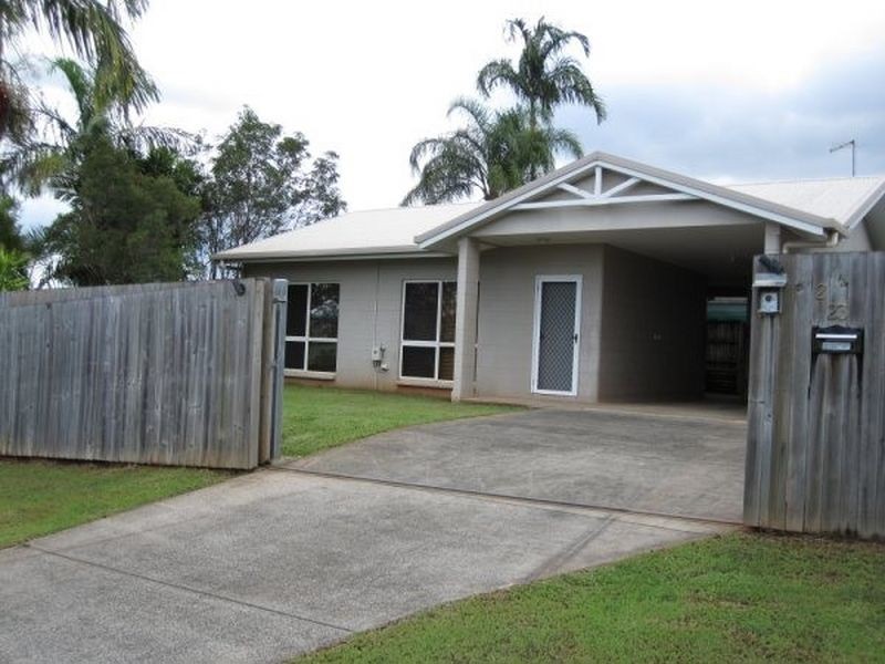 2/23 Herald Street, Bentley Park QLD 4869