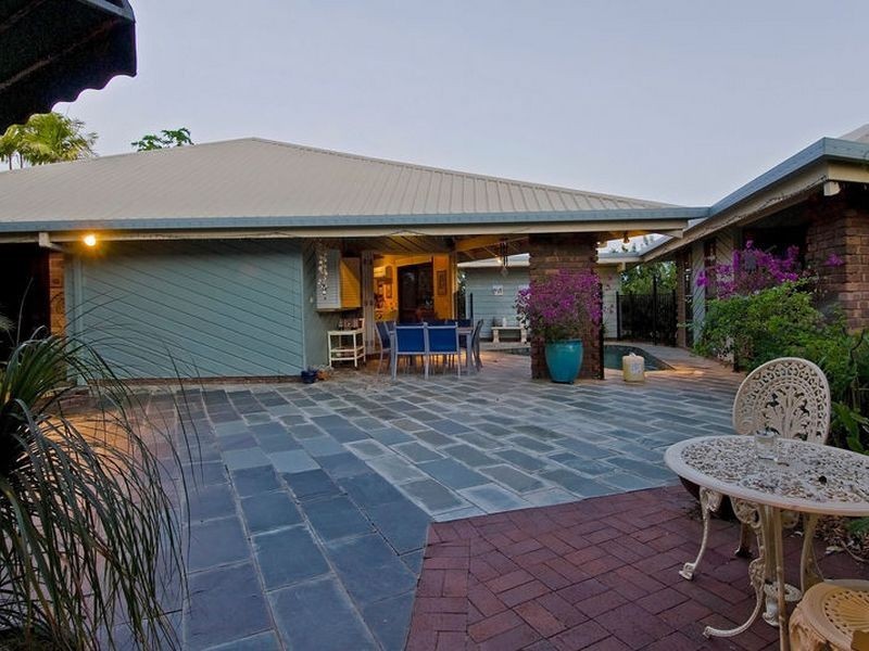 69 Koppen Terrace, Mooroobool QLD 4870