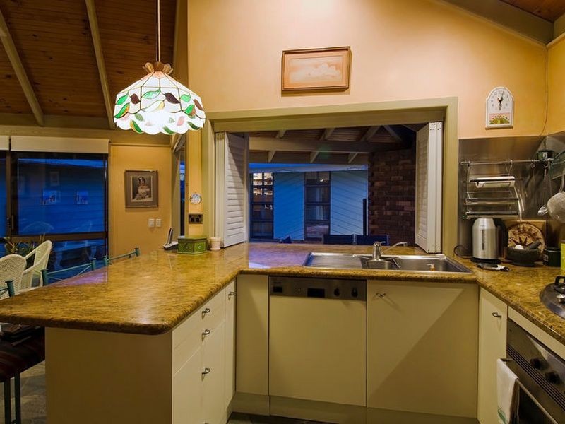 69 Koppen Terrace, Mooroobool QLD 4870