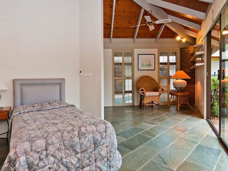 69 Koppen Terrace, Mooroobool QLD 4870