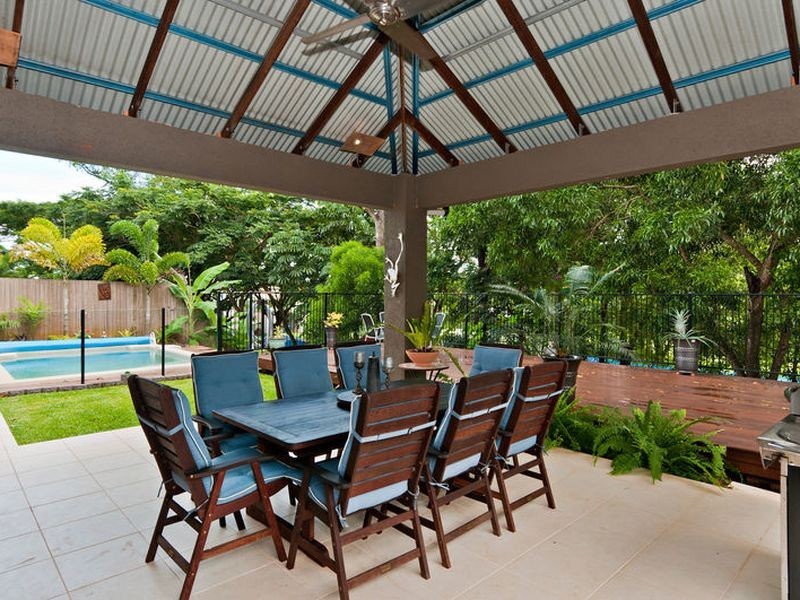 37 Sunbird Drive, Woree QLD 4868