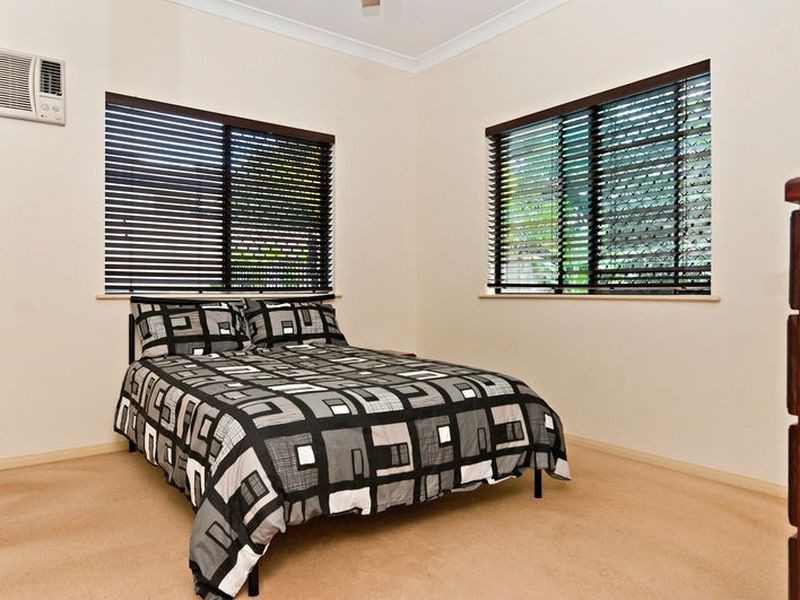 37 Sunbird Drive, Woree QLD 4868