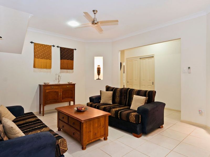 37 Sunbird Drive, Woree QLD 4868