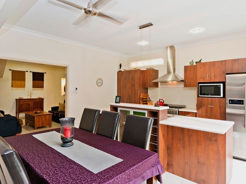 37 Sunbird Drive, Woree QLD 4868