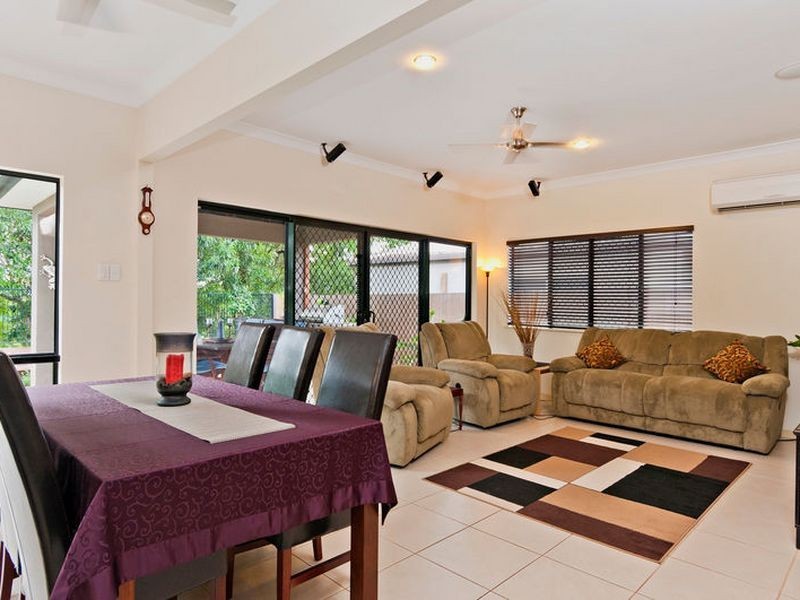 37 Sunbird Drive, Woree QLD 4868