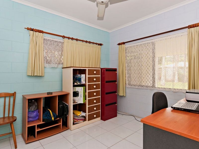 12 Cambrian Avenue, Smithfield QLD 4878