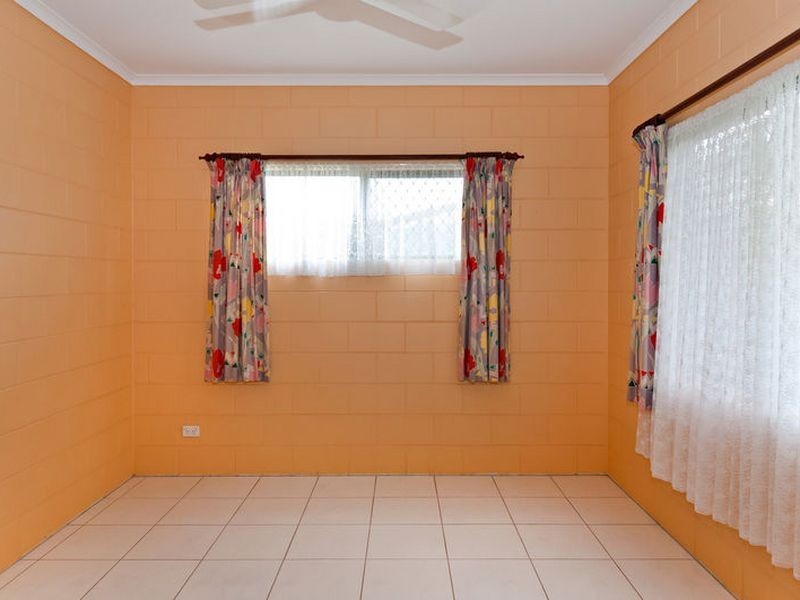 12 Cambrian Avenue, Smithfield QLD 4878