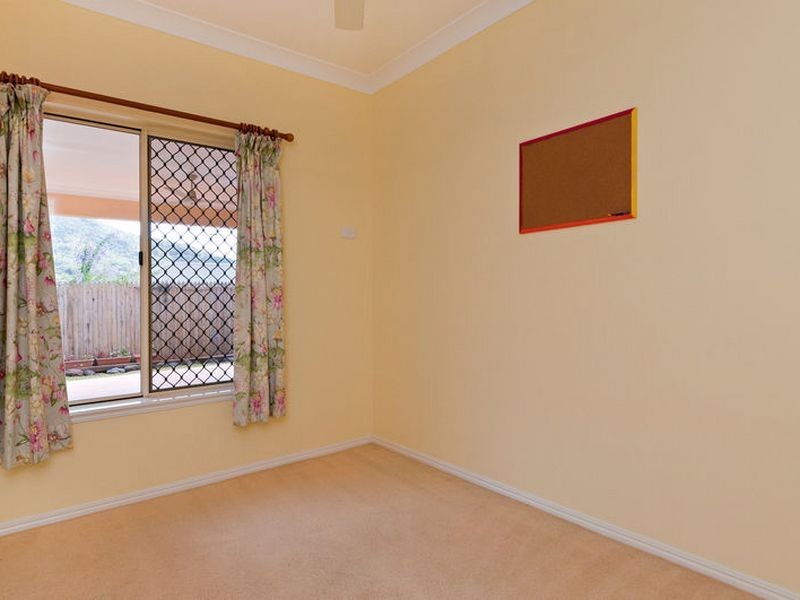 41 Pilosa Street, Redlynch QLD 4870