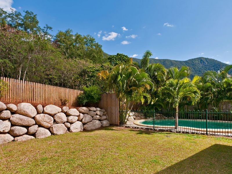 41 Pilosa Street, Redlynch QLD 4870