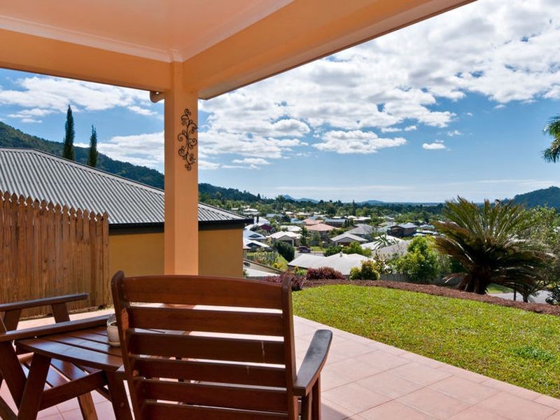 41 Pilosa Street, Redlynch QLD 4870