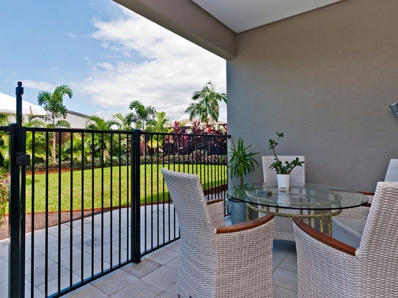 39 Iridescent Drive, Trinity Park QLD 4879