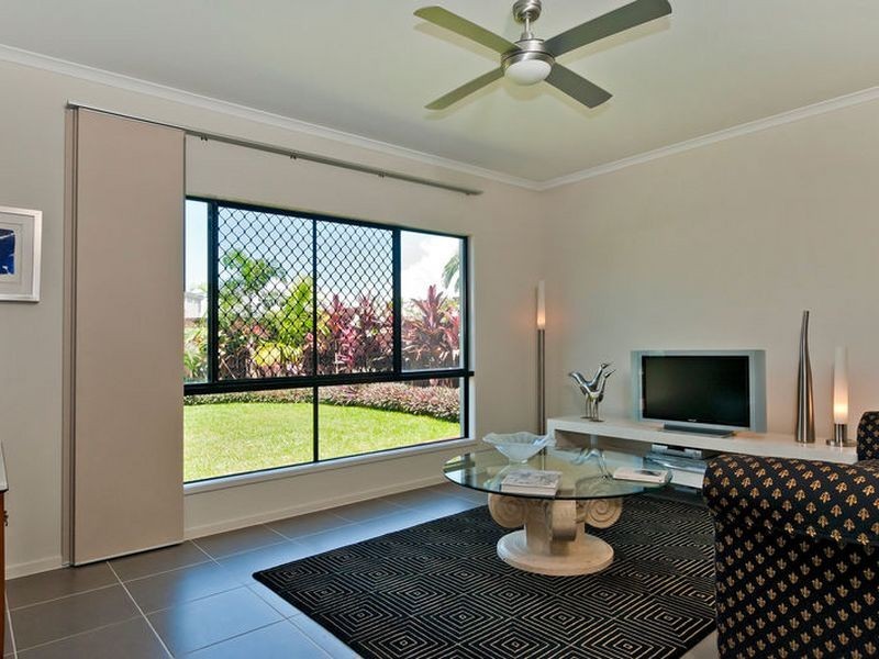 39 Iridescent Drive, Trinity Park QLD 4879