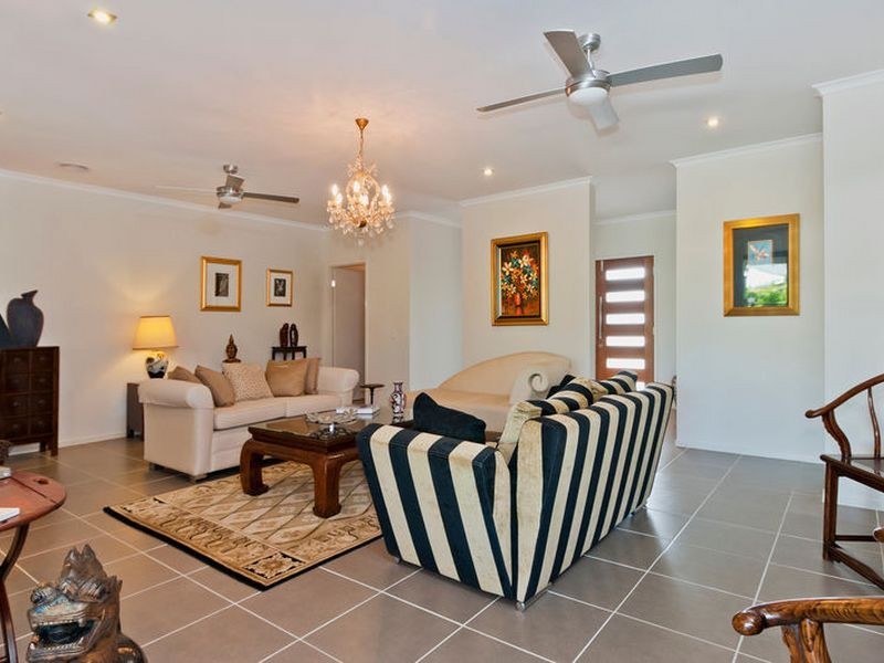 39 Iridescent Drive, Trinity Park QLD 4879