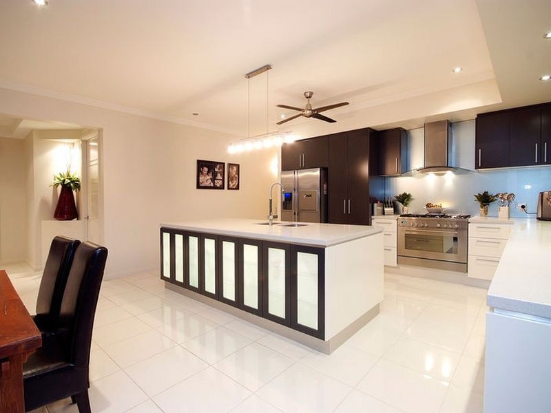 8 Celebration Close, Clifton Beach QLD 4879