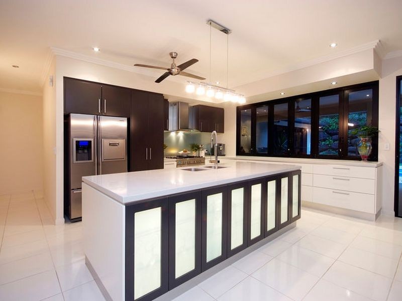8 Celebration Close, Clifton Beach QLD 4879