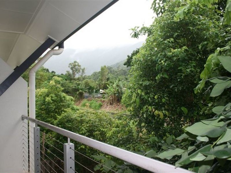 11/40 Intake Road, Redlynch QLD 4870