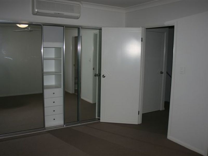 11/40 Intake Road, Redlynch QLD 4870