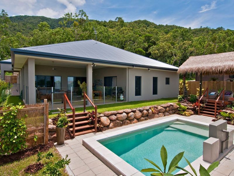 1 Retreat Close, Palm Cove QLD 4879
