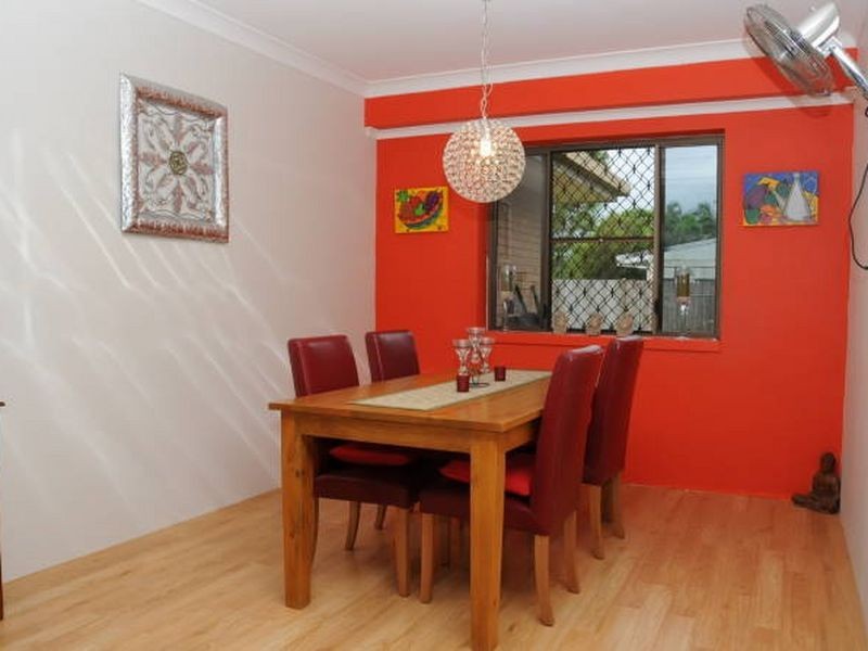 14 Sunflower Drive, Mooroobool QLD 4870