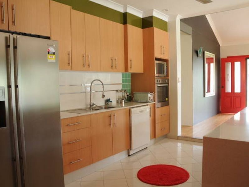 14 Sunflower Drive, Mooroobool QLD 4870