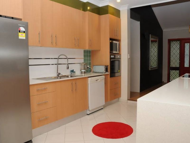 14 Sunflower Drive, Mooroobool QLD 4870