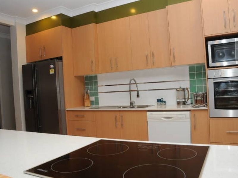 14 Sunflower Drive, Mooroobool QLD 4870