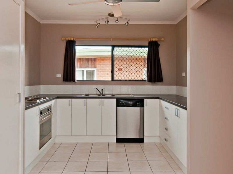 570 Bruce Highway, Woree QLD 4868