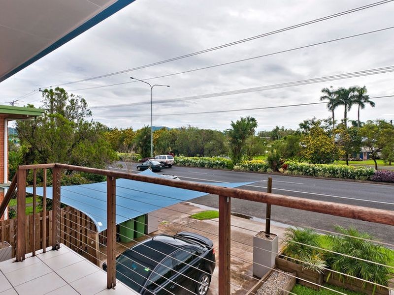 570 Bruce Highway, Woree QLD 4868