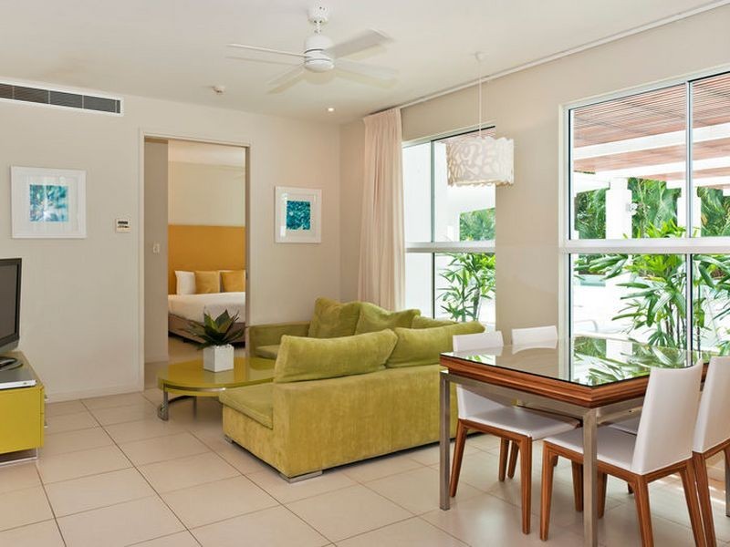 9/201 Lake Street, Cairns North QLD 4870