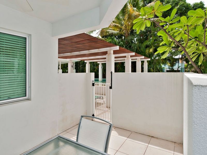 9/201 Lake Street, Cairns North QLD 4870