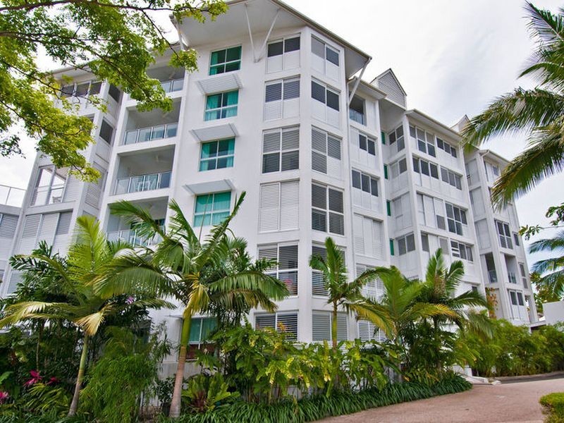 9/201 Lake Street, Cairns North QLD 4870