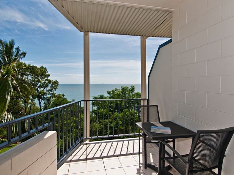 301/92 Moore Street, Trinity Beach QLD 4879