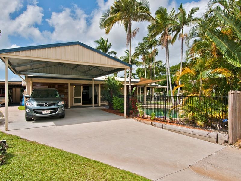4 Furrow Close, Smithfield QLD 4878