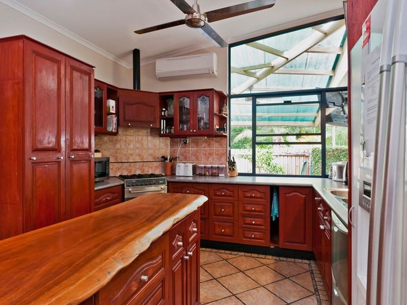 4 Furrow Close, Smithfield QLD 4878