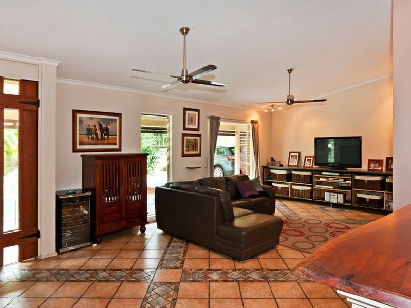 4 Furrow Close, Smithfield QLD 4878