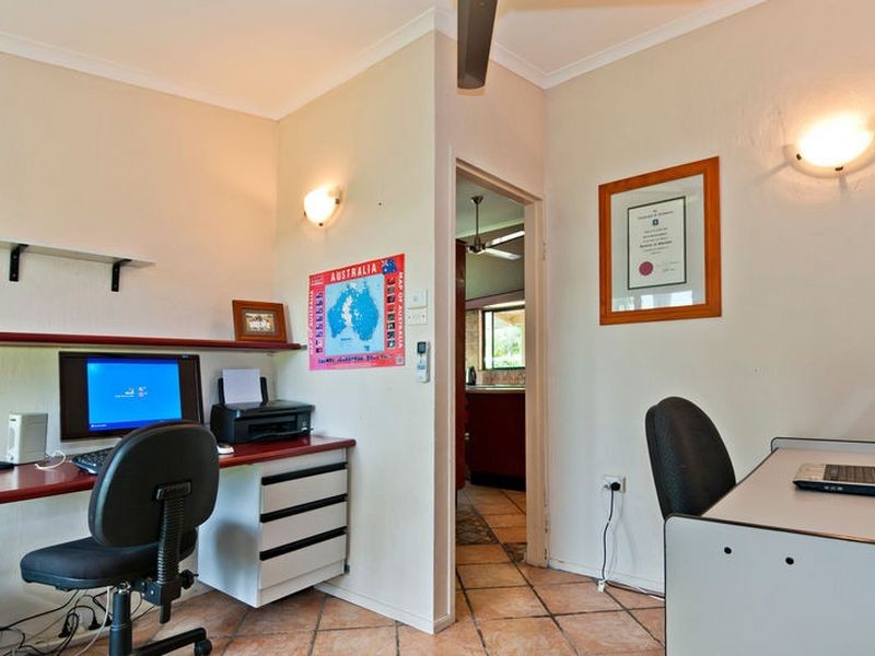 4 Furrow Close, Smithfield QLD 4878