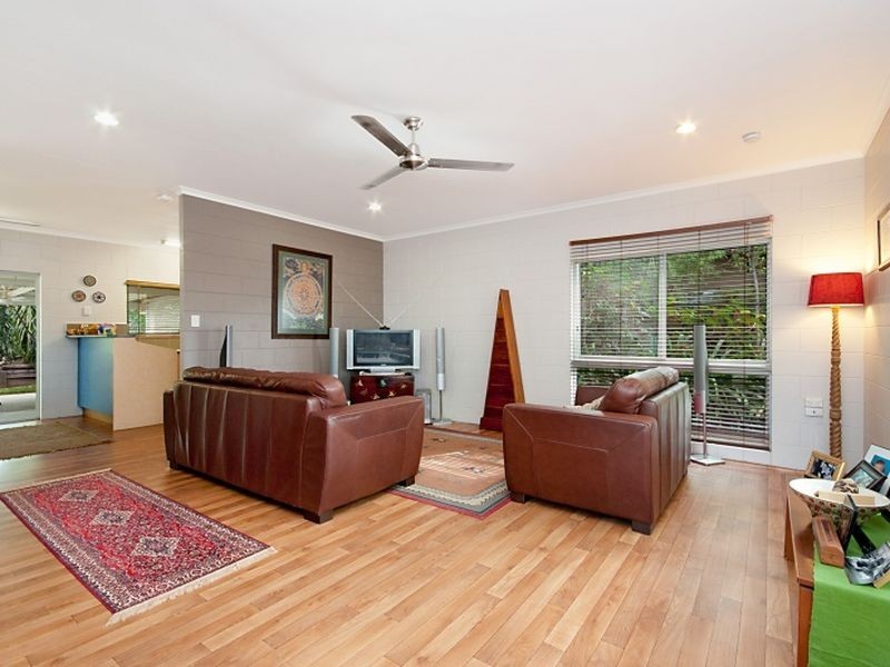 7 Duyfken Street, Bentley Park QLD 4869