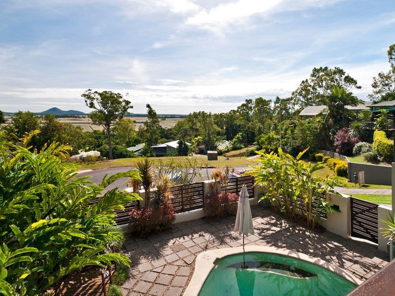 37 Martin Street, Freshwater QLD 4870