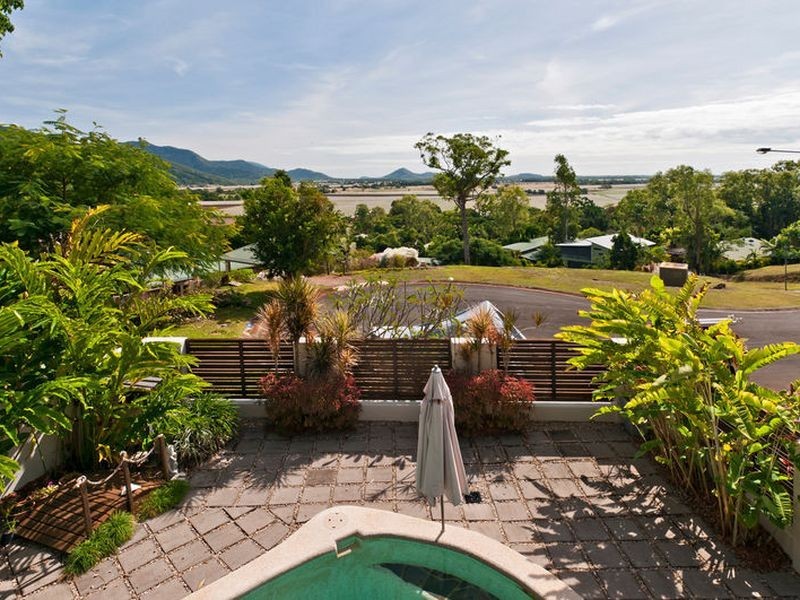 37 Martin Street, Freshwater QLD 4870