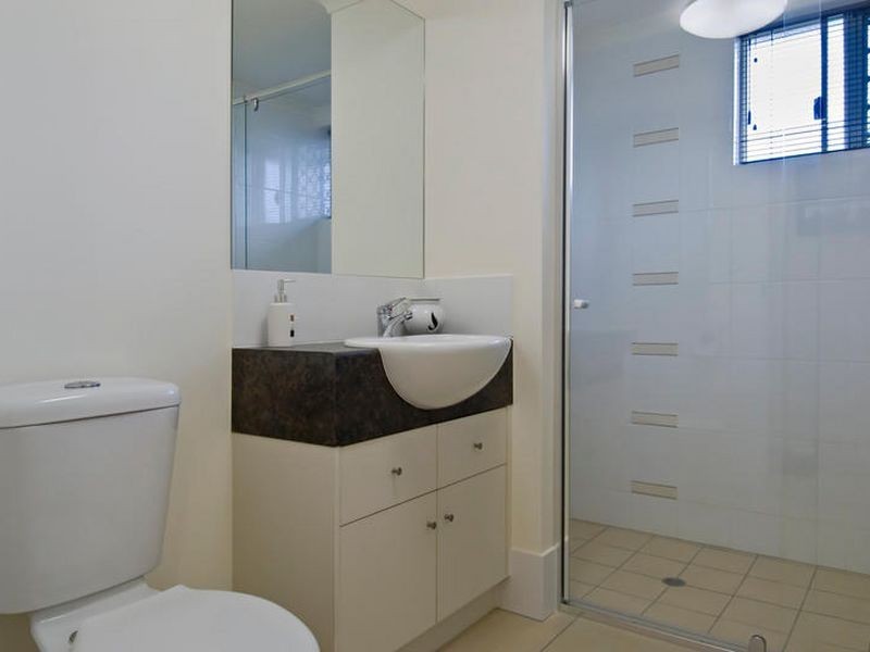 27/1-13 Ernest Street, Redlynch QLD 4870