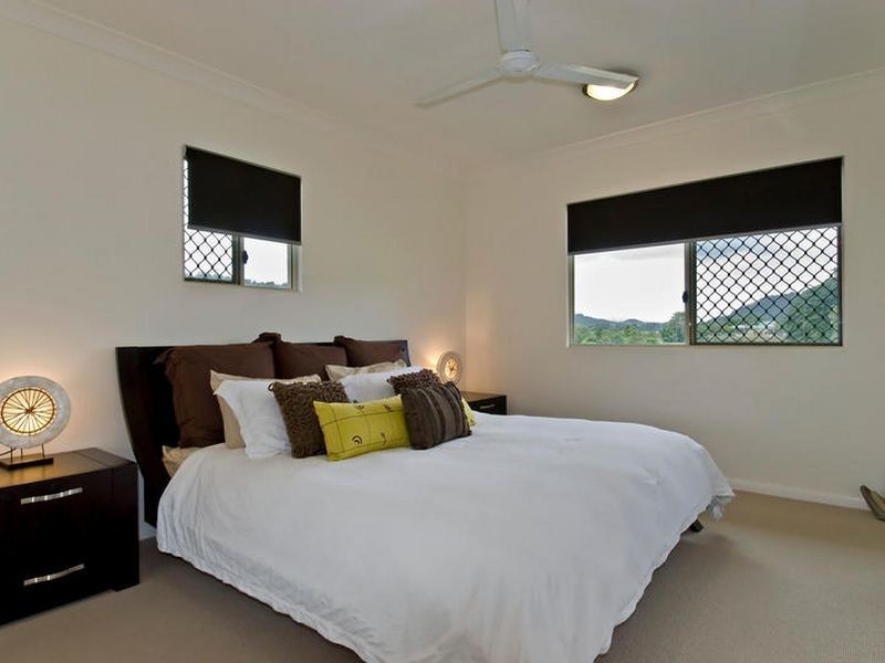 27/1-13 Ernest Street, Redlynch QLD 4870