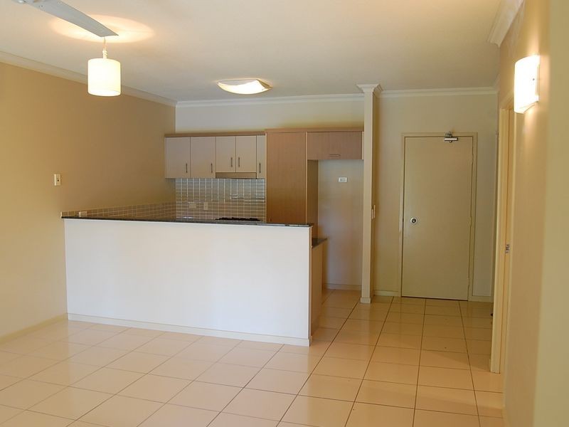 233/12 Gregory Street, Cairns QLD 4870