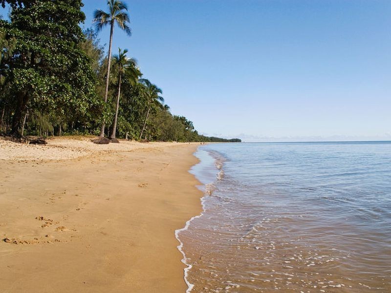 15 Bamboo Street, Holloways Beach QLD 4878