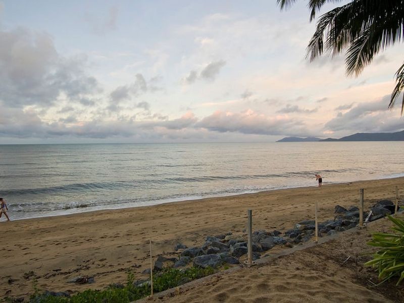 15 Bamboo Street, Holloways Beach QLD 4878