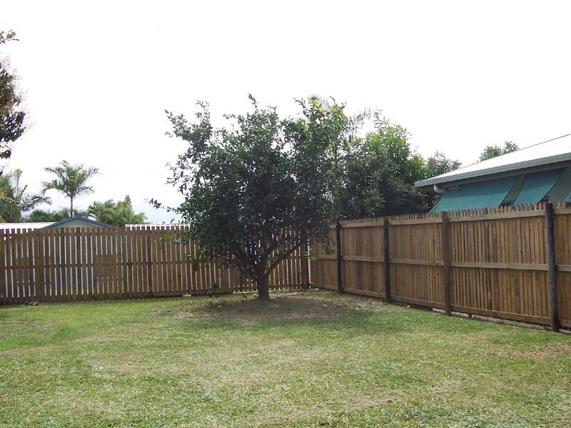 Bentley Park QLD 4869