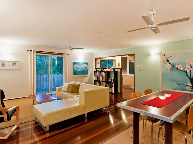 1 Cycas Close, Kamerunga QLD 4870