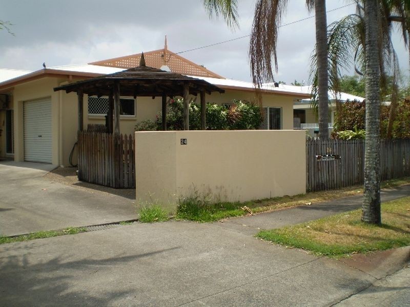 3/24 Hill Street, Manunda QLD 4870