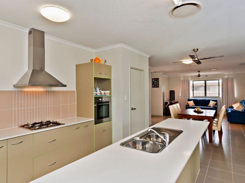 7 Mount Close, Edmonton QLD 4869