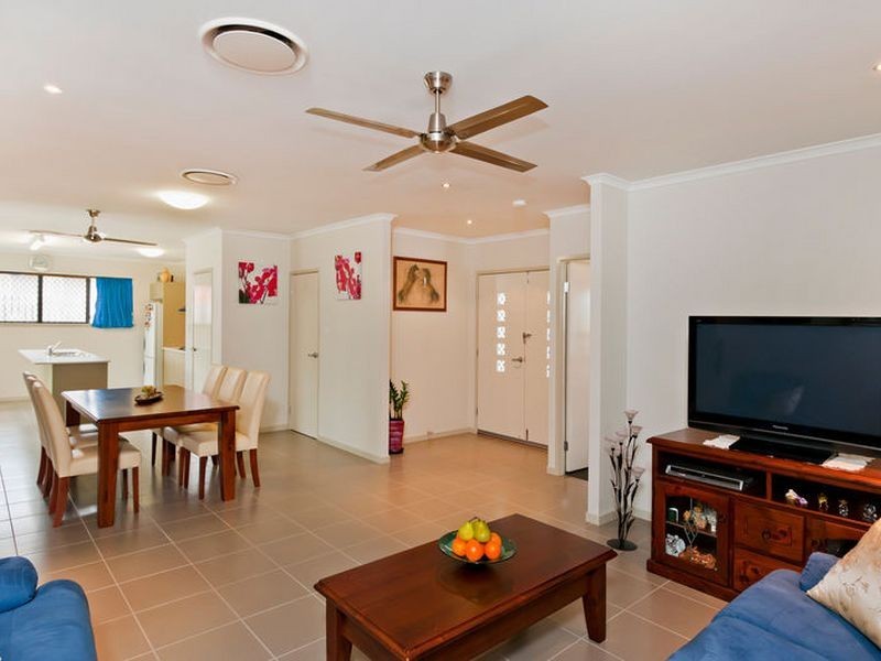 7 Mount Close, Edmonton QLD 4869