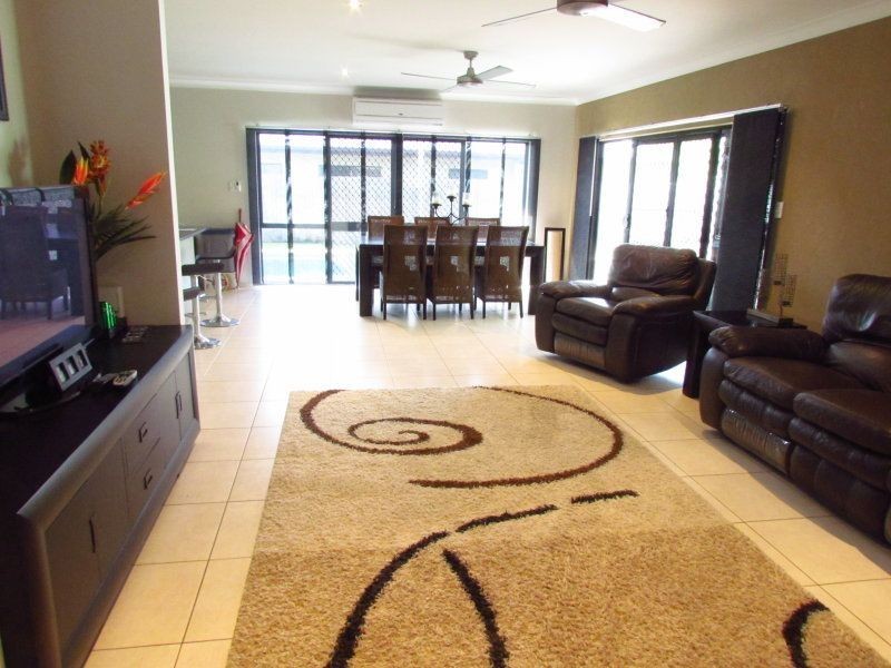 6 Edge Close, Kewarra Beach QLD 4879